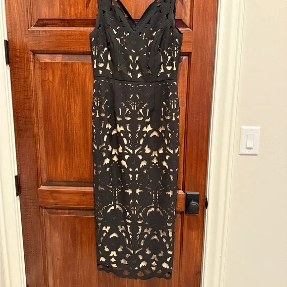 slim fit dress slacks Buy Online Floral Crepe Laser-Cut Midi Dress for Women main image 1